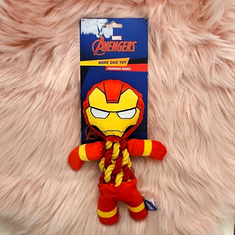 Brand New MARVEL AVENGERS PLUSH & ROPE Dog Toy